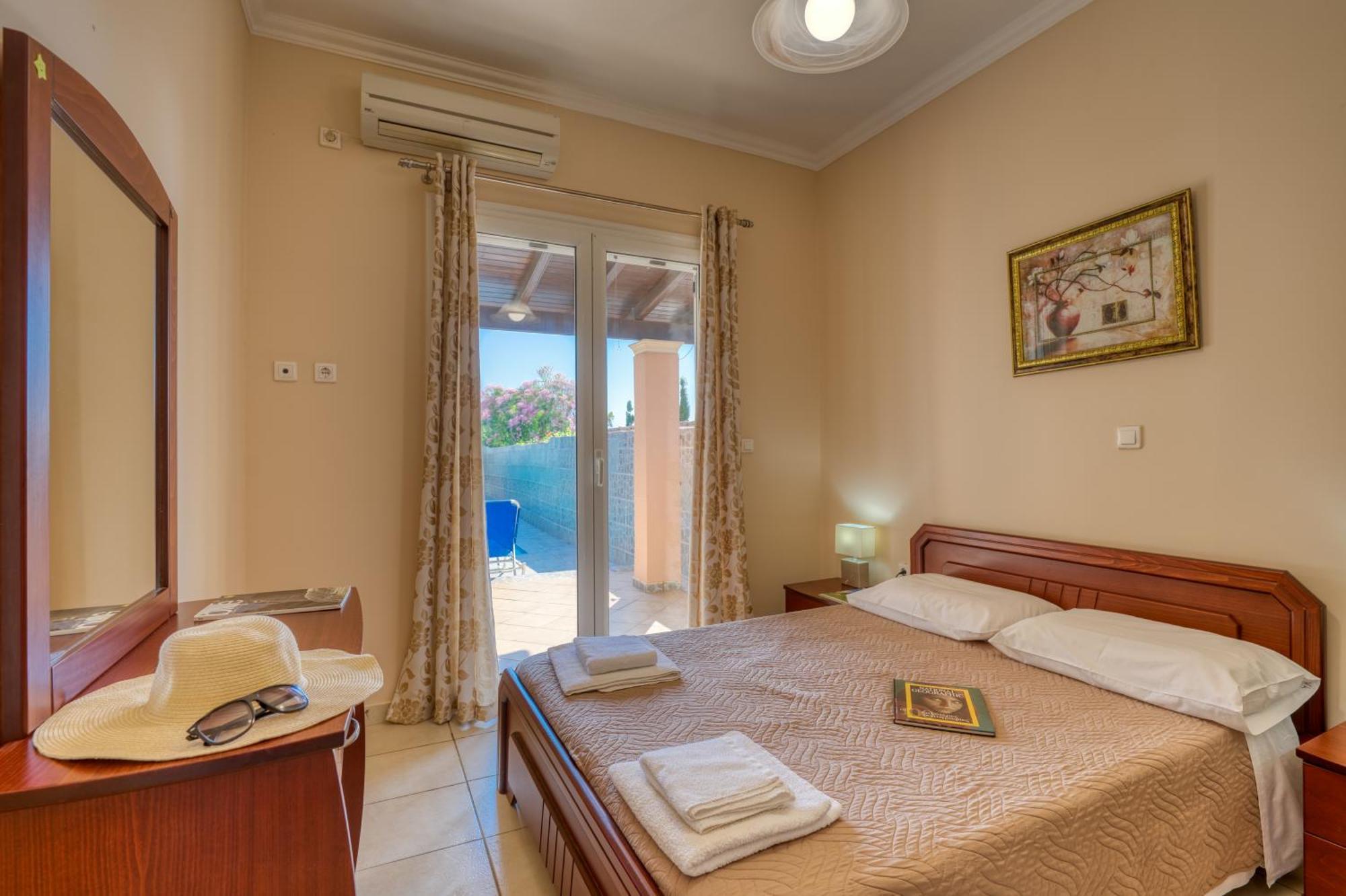 Villa Angela Ágios Matthaíos Exteriér fotografie