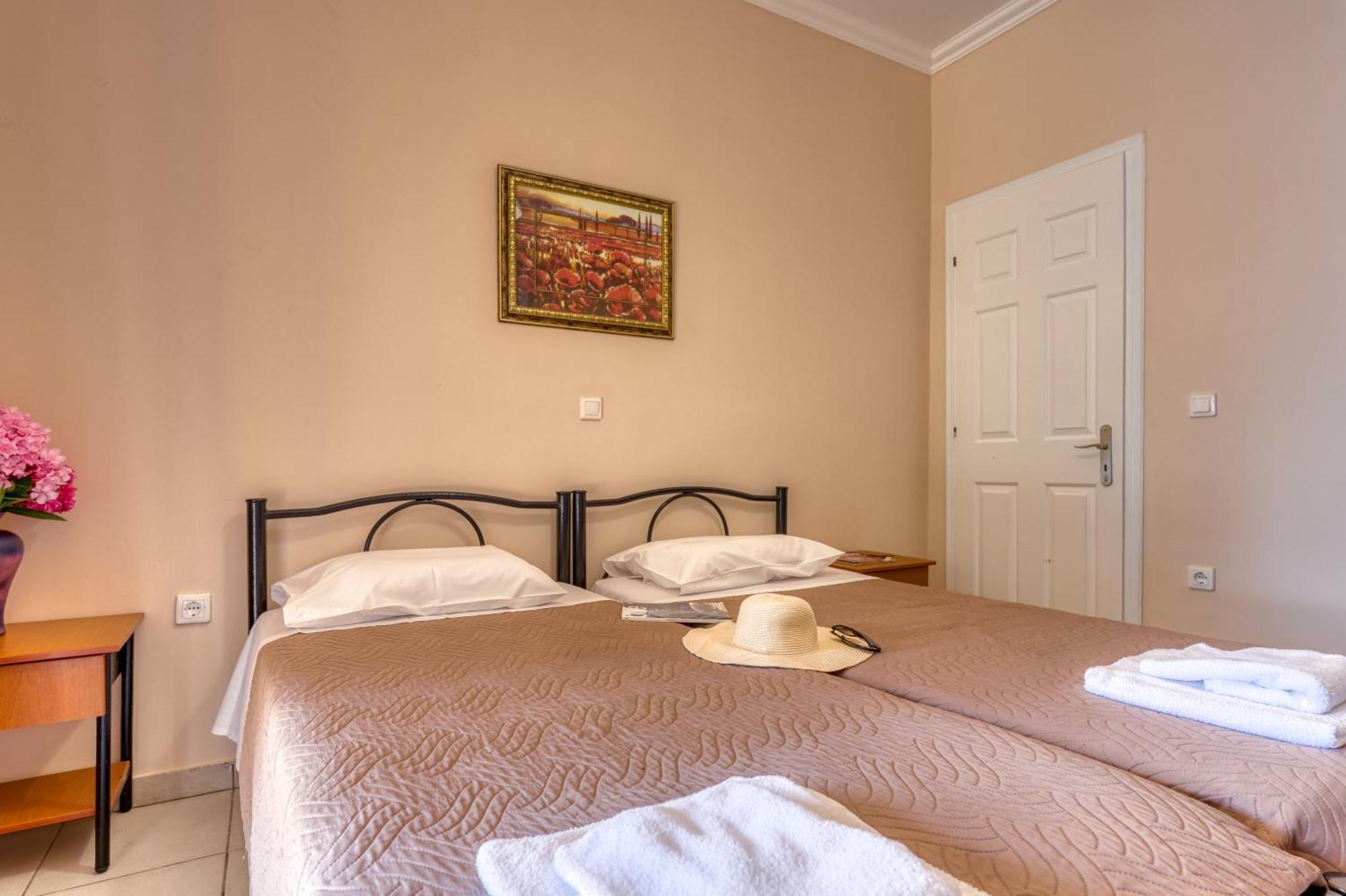 Villa Angela Ágios Matthaíos Exteriér fotografie