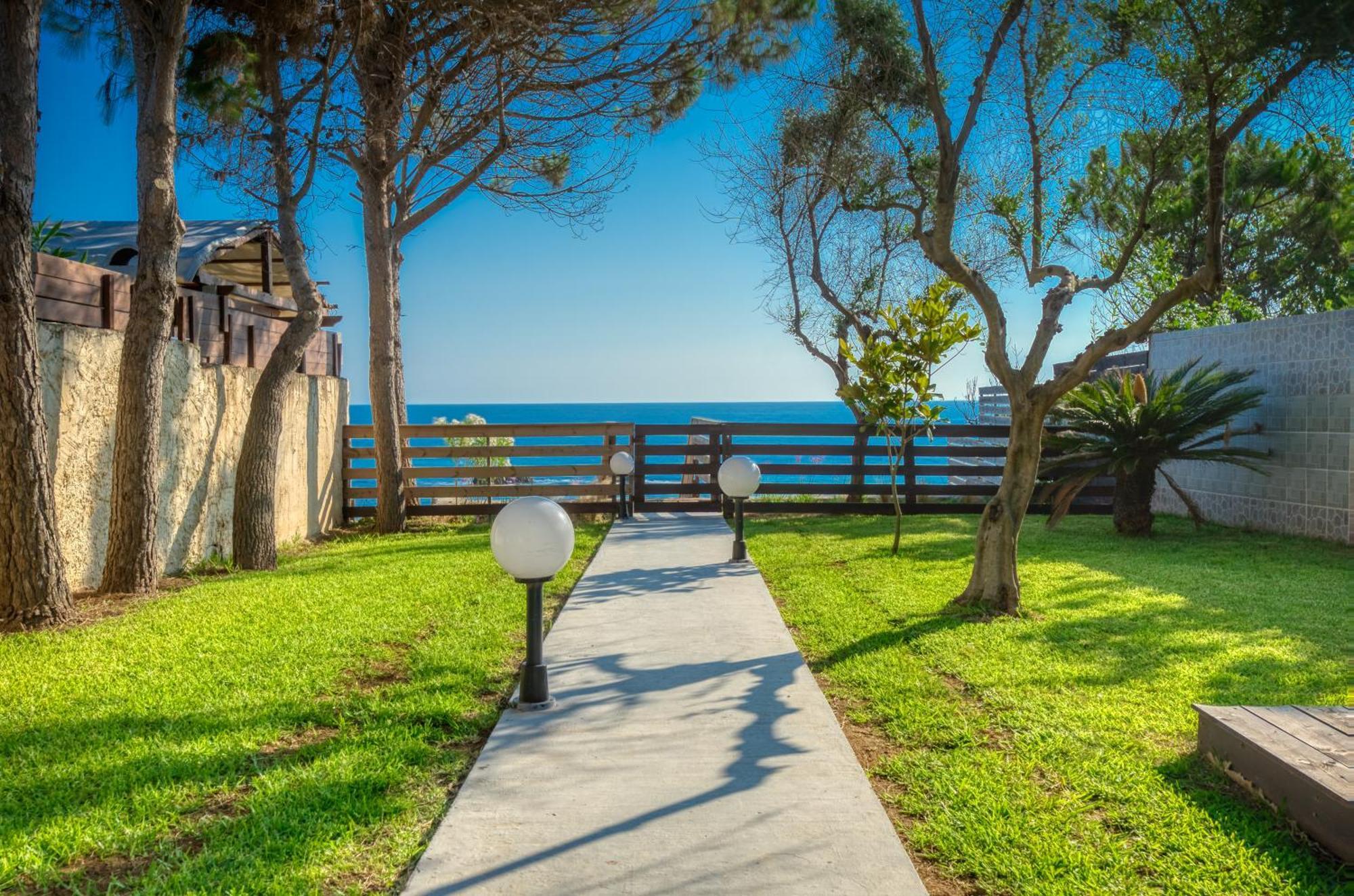 Villa Angela Ágios Matthaíos Exteriér fotografie